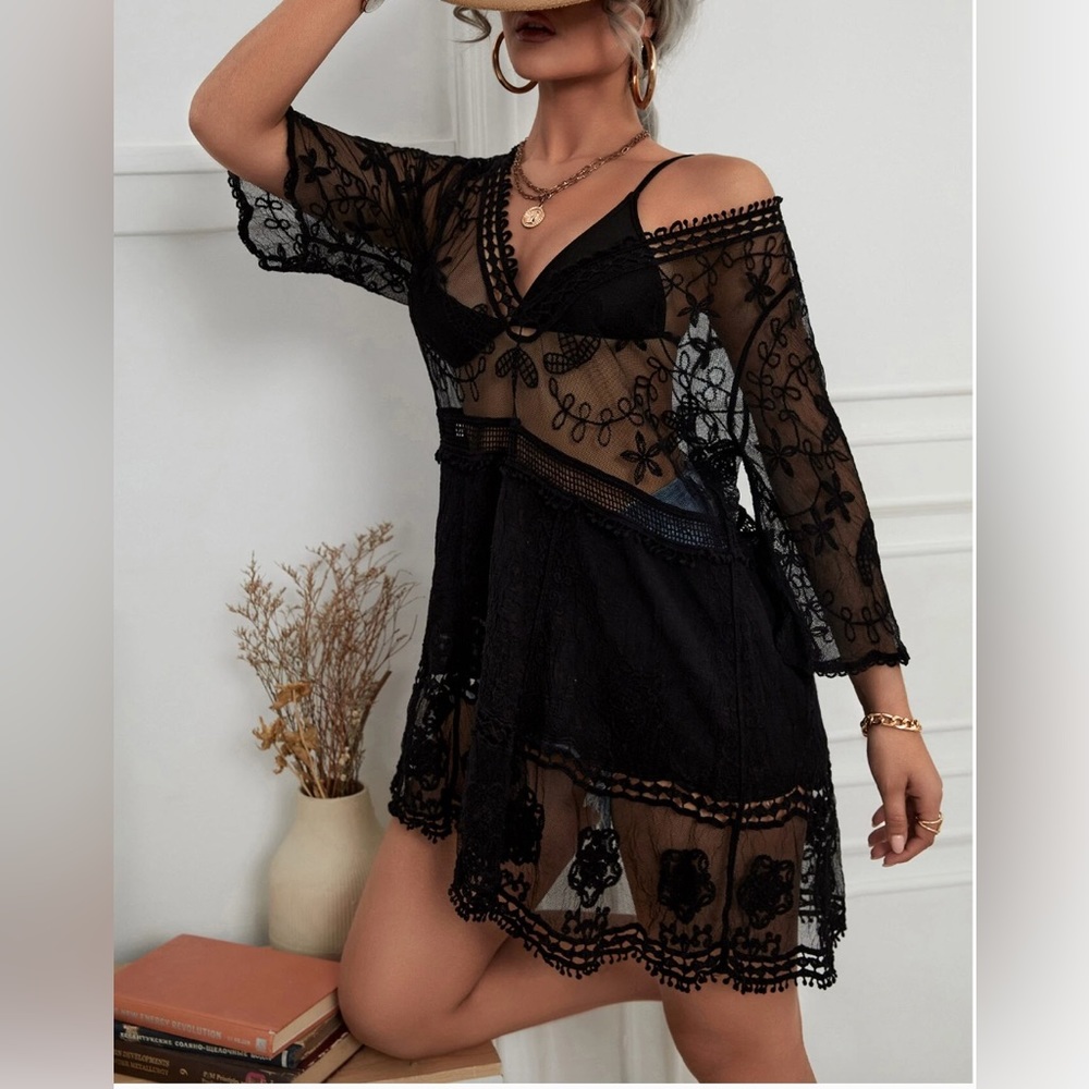 LAST ONE 🔥 Boho Lace Plunging Cover Up Black